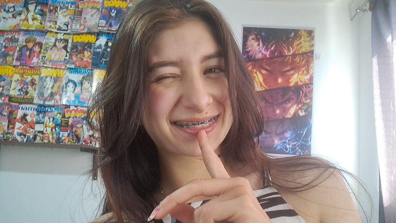 Live Porn Camera of MiiaJhonnes