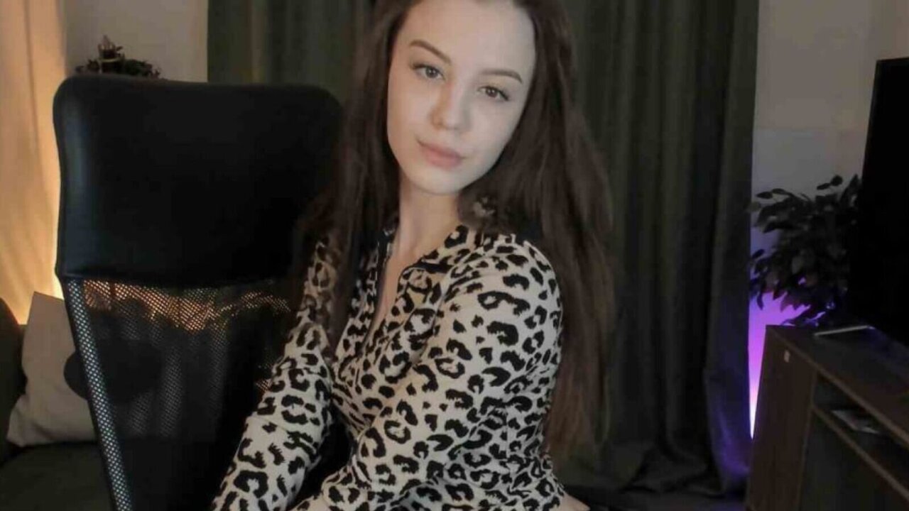 Live Porn Camera of MilaStoyne