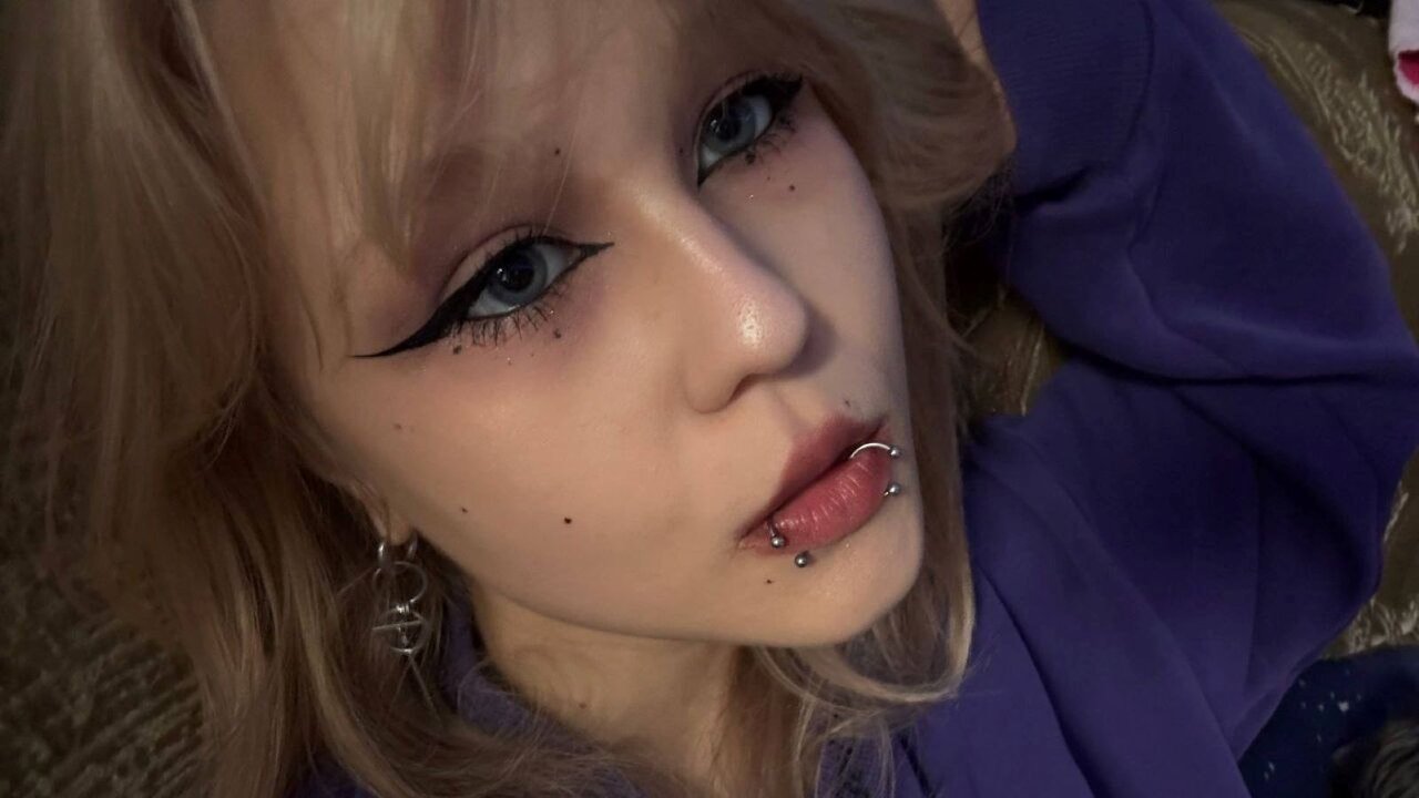 Live Porn Camera of MoliQin