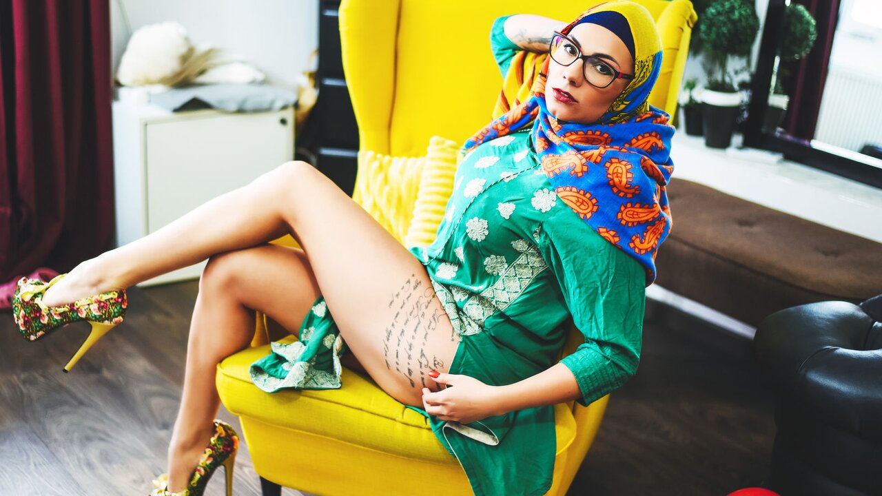 Live Porn Camera of NadineKhalil