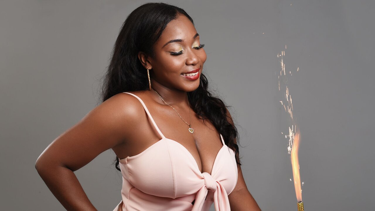 Live Porn Camera of NaomiJolly