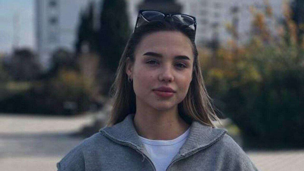 Live Porn Camera of OzellRuthers