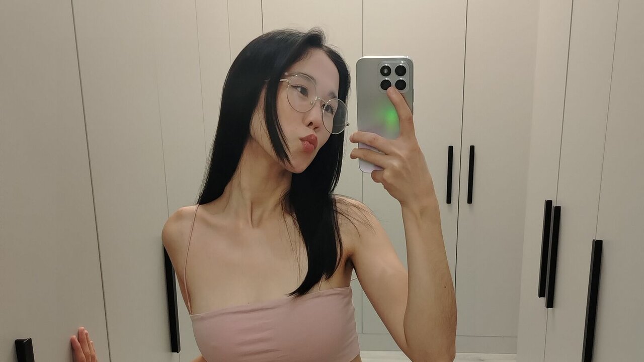 Live Porn Camera of ReinaChann