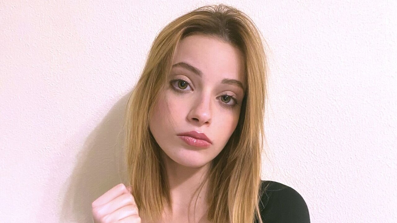 Live Porn Camera of StasyNyelson