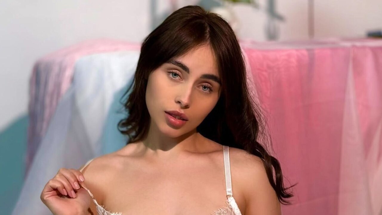 Live Porn Camera of TessaPlombir