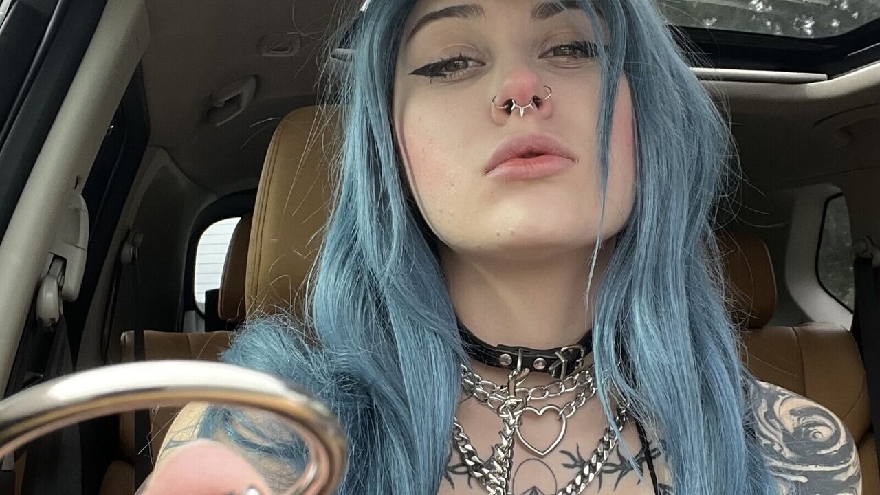 Live Porn Camera of Whorrorz