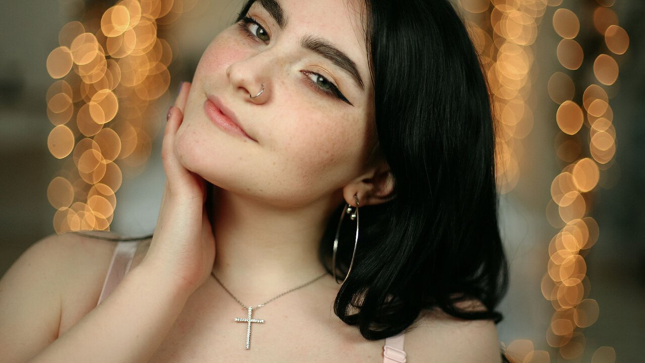 Live Porn Camera of YanaRaynold