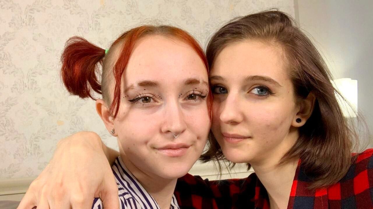 Live Porn Camera of ShawnAndRobbyn