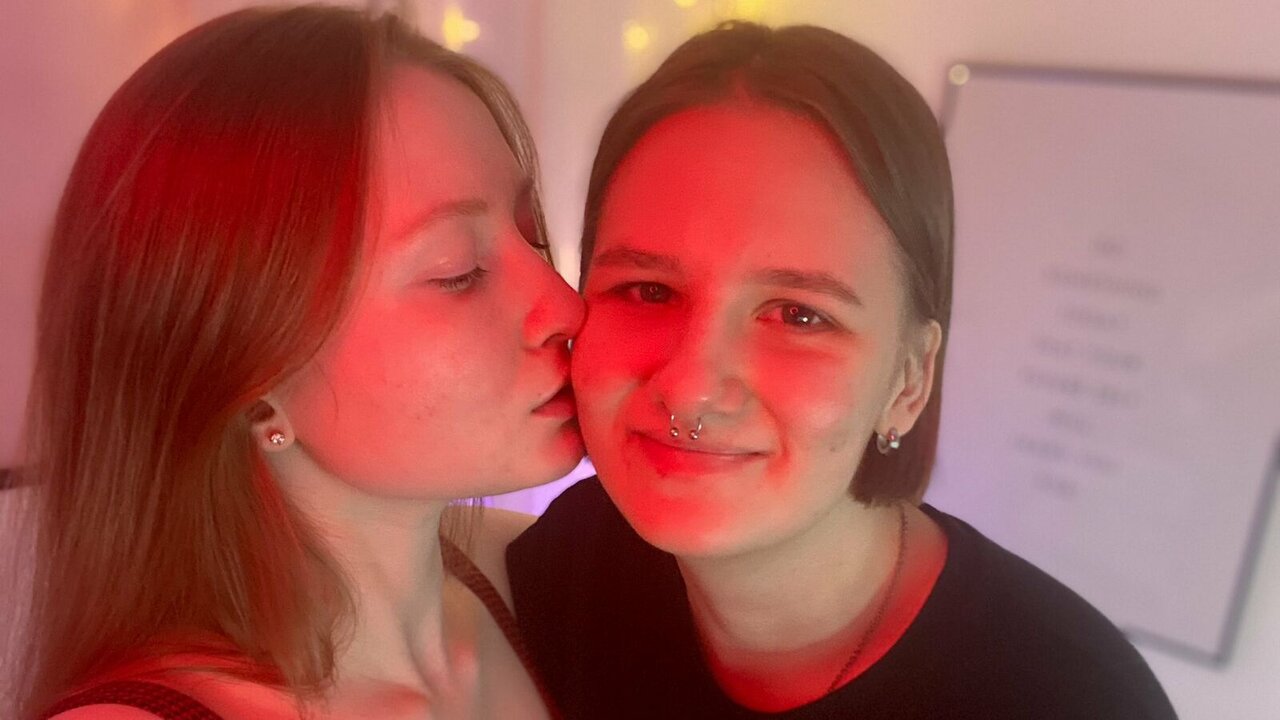 Live Porn Camera of SophieKristie