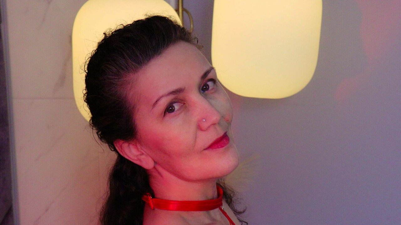 Live Porn Camera of IreneColin