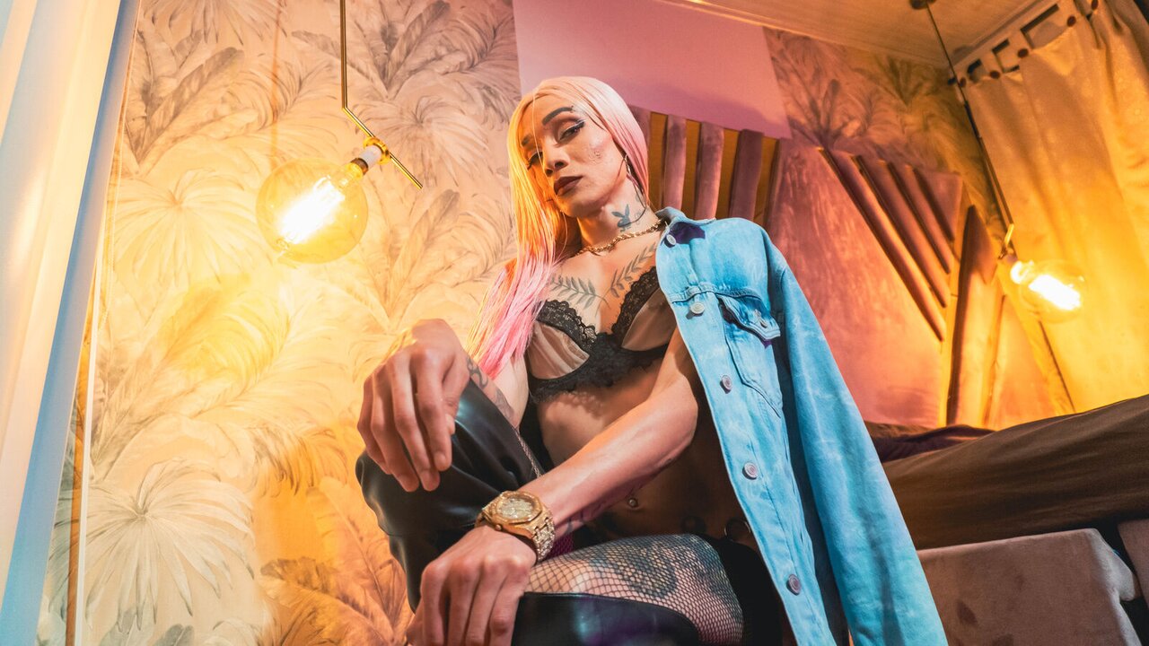 Live Porn Camera of KarenHillton