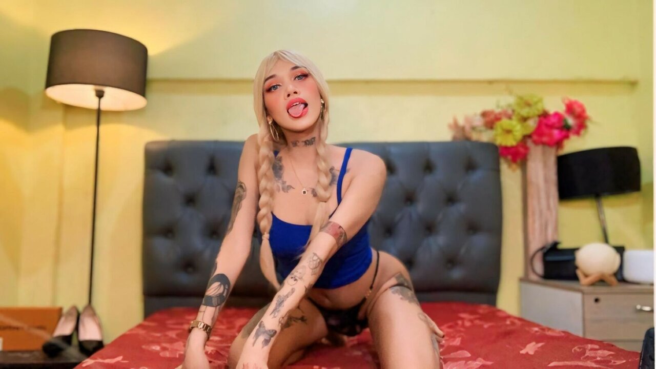 Live Porn Camera of KylieCastro
